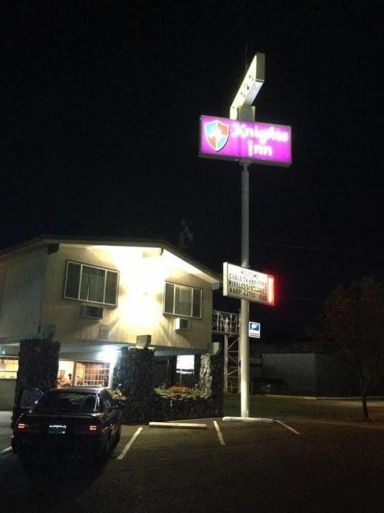Knights Inn Motel Grants Pass Exteriör bild