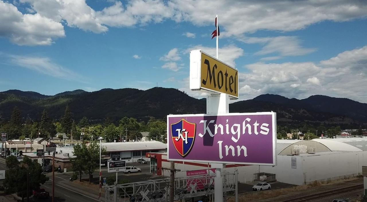 Knights Inn Motel Grants Pass Exteriör bild