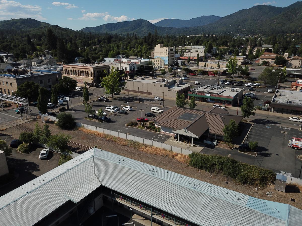 Knights Inn Motel Grants Pass Exteriör bild